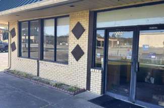 2000 W Vernon Ave Kinston, NC For Lease a Restaurant with a Great Location